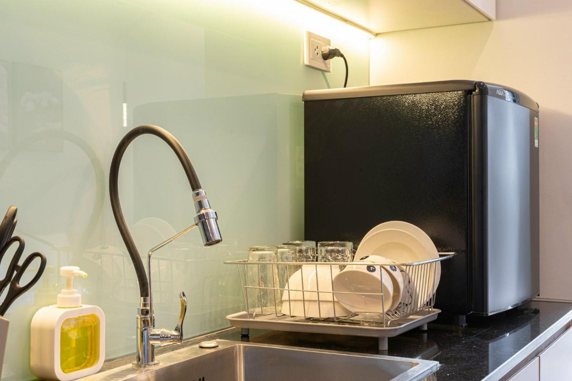 River View Apartment Near Ben Thanh Free Netflix Gym High Floor